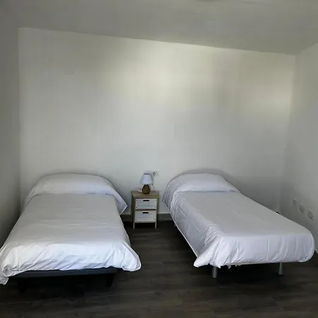 San Clemente With Pool & Wi-fi Semesterbostad Caleta de Interián