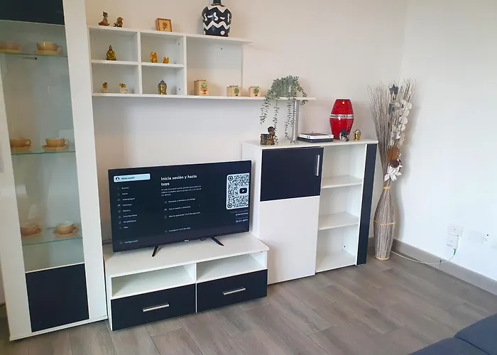 Сasa de vacaciones San Clemente With Pool & Wi-fi Caleta de Interián