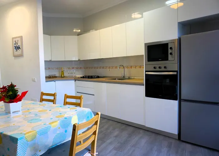 San Clemente With Pool & Wi-fi Caleta de Interian